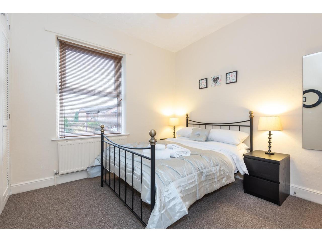 Beautiful 2 Bed With Free Parking - Pass The Keys Apartment York Luaran gambar